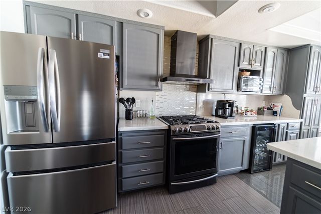 906 Sitting Bull Drive, Henderson, NV 89014