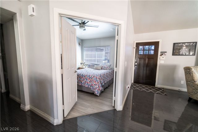 906 Sitting Bull Drive, Henderson, NV 89014