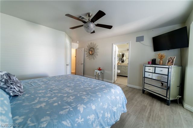 906 Sitting Bull Drive, Henderson, NV 89014