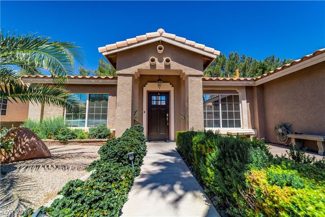 906 Sitting Bull Drive, Henderson, NV 89014