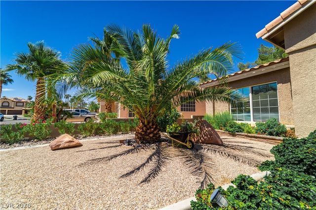 906 Sitting Bull Drive, Henderson, NV 89014