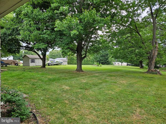 35 NOTTINGHAM DR, Nottingham, PA 19362