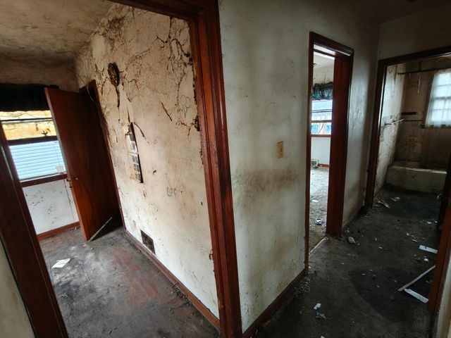 238 N Indiana Street, Griffith, IN 46319