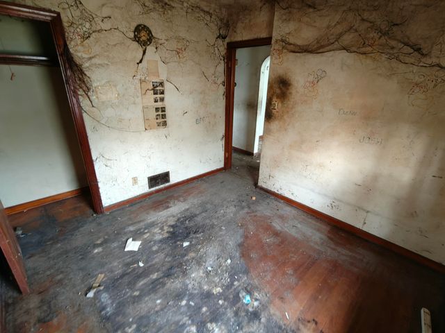 238 N Indiana Street, Griffith, IN 46319