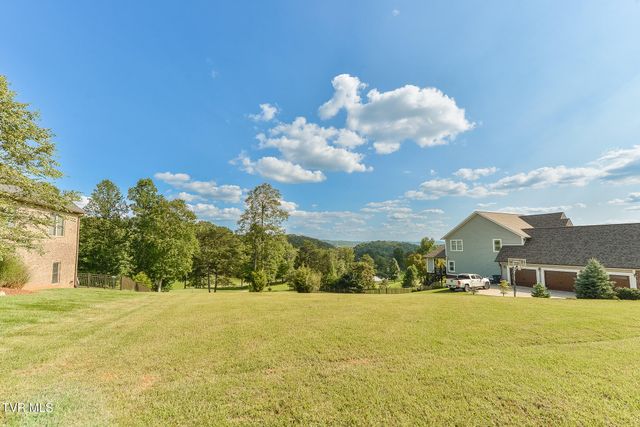 322 Golf Ridge Drive, Kingsport, TN 37664