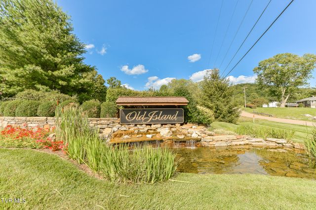 322 Golf Ridge Drive, Kingsport, TN 37664