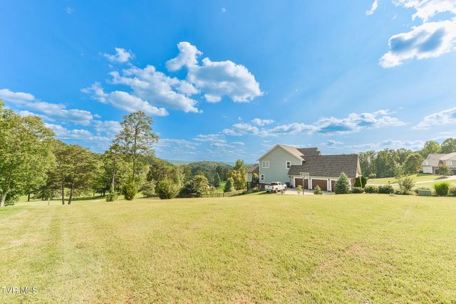 322 Golf Ridge Drive, Kingsport, TN 37664