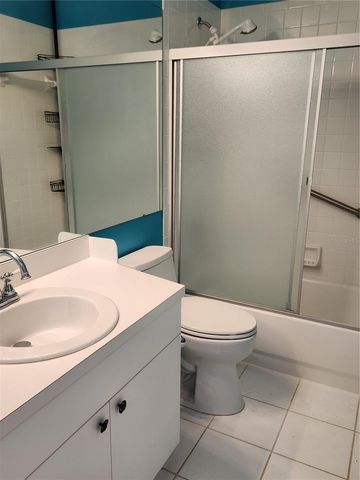 6330 GREEN OAK CIRCLE 6330, Bradenton, FL 34203