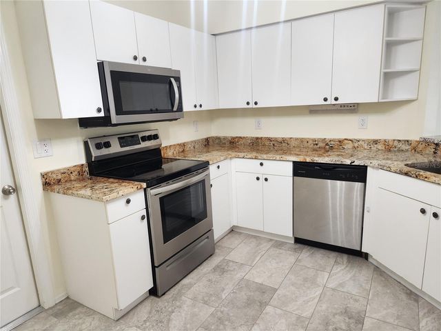 6330 GREEN OAK CIRCLE 6330, Bradenton, FL 34203