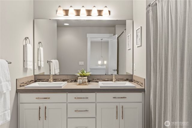 18616 33rd Place NE, Snohomish, WA 98290