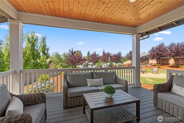 18616 33rd Place NE, Snohomish, WA 98290