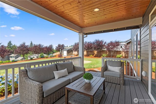 18616 33rd Place NE, Snohomish, WA 98290