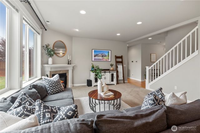 18616 33rd Place NE, Snohomish, WA 98290