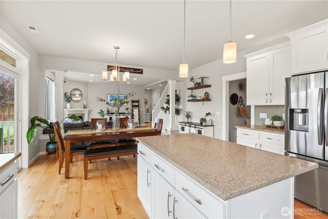 18616 33rd Place NE, Snohomish, WA 98290