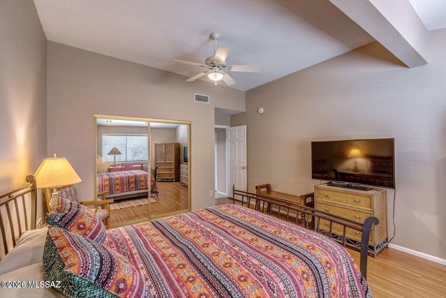 836 E Camino Diestro, Oro Valley, AZ 85704