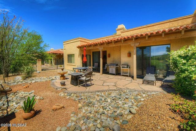 836 E Camino Diestro, Oro Valley, AZ 85704