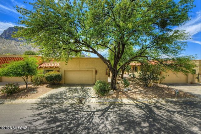 836 E Camino Diestro, Oro Valley, AZ 85704