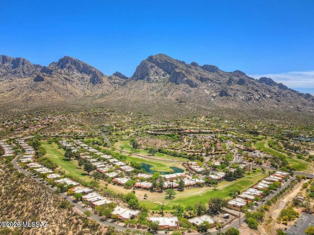 836 E Camino Diestro, Oro Valley, AZ 85704