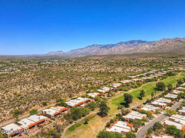 836 E Camino Diestro, Oro Valley, AZ 85704
