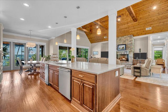 209 Moonshine Drive, Jasper, TN 37347