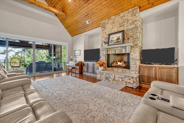 209 Moonshine Drive, Jasper, TN 37347