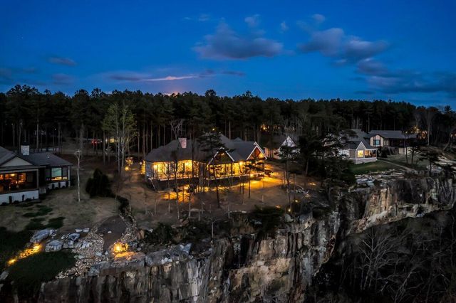 209 Moonshine Drive, Jasper, TN 37347