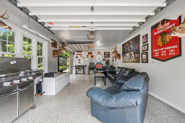 837 Van Slyke DRIVE, Fontana, WI 53125