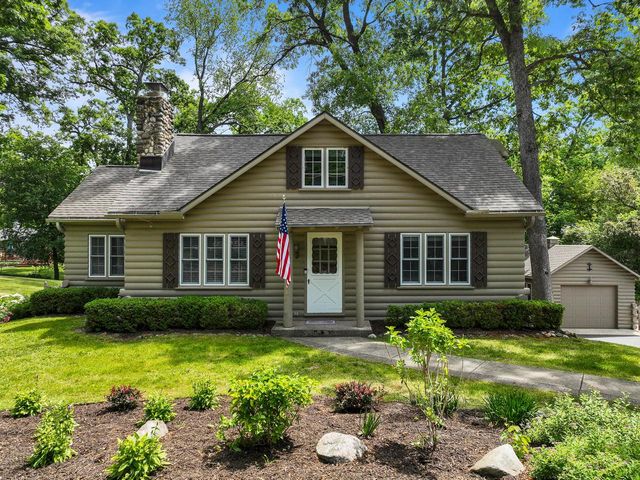 837 Van Slyke DRIVE, Fontana, WI 53125