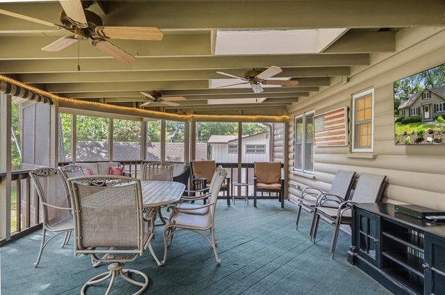 837 Van Slyke DRIVE, Fontana, WI 53125