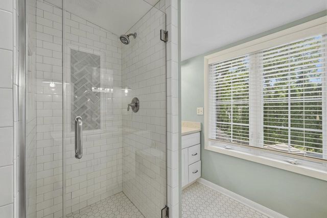 837 Van Slyke DRIVE, Fontana, WI 53125