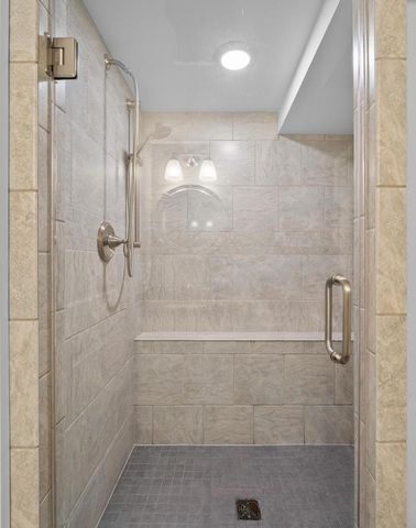 837 Van Slyke DRIVE, Fontana, WI 53125