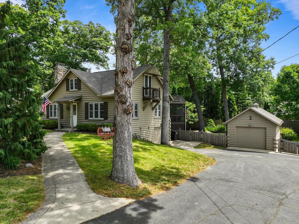 837 Van Slyke DRIVE, Fontana, WI 53125