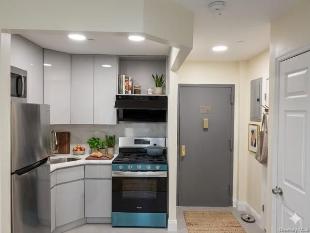 4135 67th Street 6C, Woodside, NY 11377