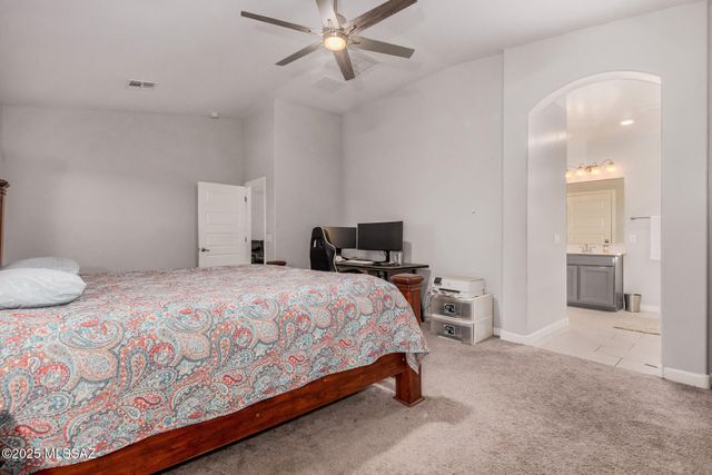 276 W Charles L Mckay Street, Vail, AZ 85641