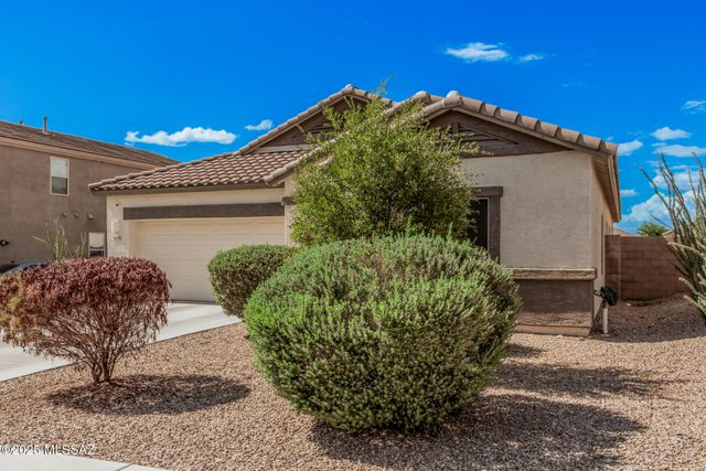 276 W Charles L Mckay Street, Vail, AZ 85641