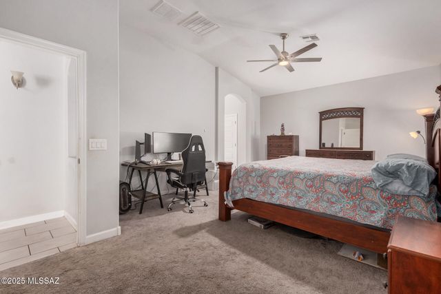 276 W Charles L Mckay Street, Vail, AZ 85641
