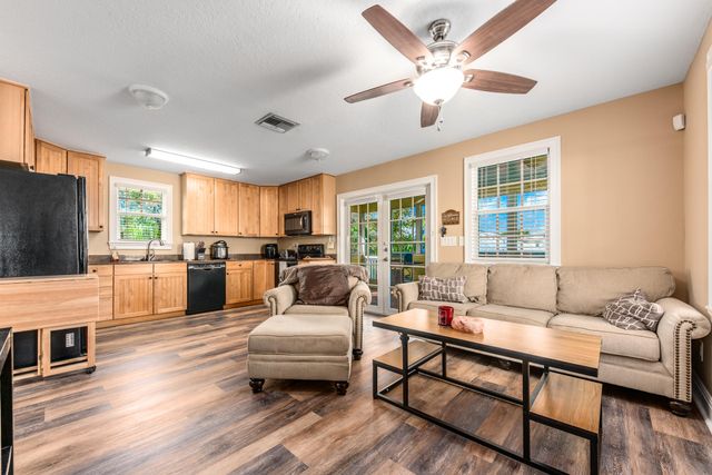 404 SW Camden Avenue, Stuart, FL 34994