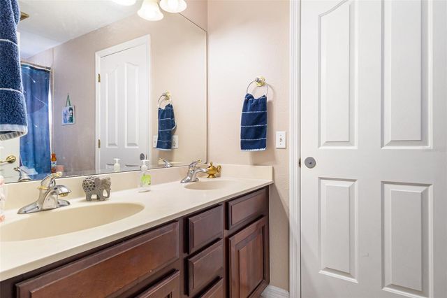 302 VISTA LOOP, Davenport, FL 33897