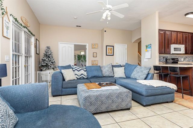 302 VISTA LOOP, Davenport, FL 33897