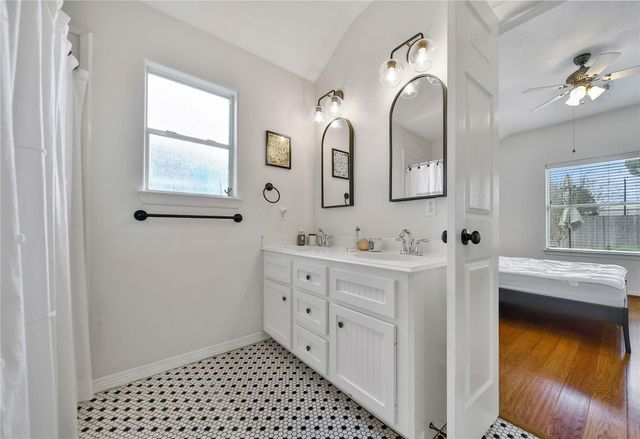 12718 Pine Woods Street, Tomball, TX 77375