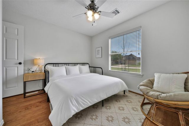 12718 Pine Woods Street, Tomball, TX 77375