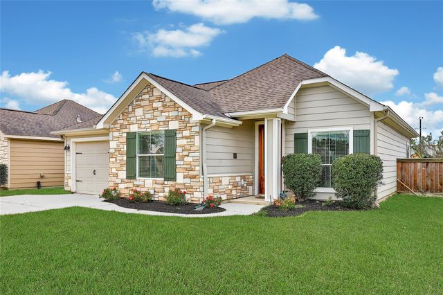 12718 Pine Woods Street, Tomball, TX 77375