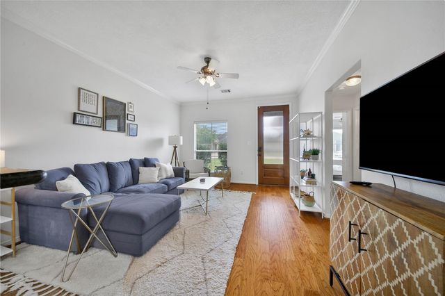 12718 Pine Woods Street, Tomball, TX 77375