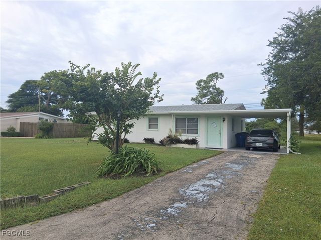 117 Coolidge AVE, Lehigh Acres, FL 33936