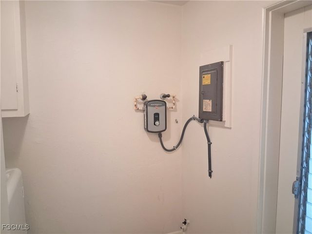 117 Coolidge AVE, Lehigh Acres, FL 33936