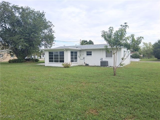 117 Coolidge AVE, Lehigh Acres, FL 33936
