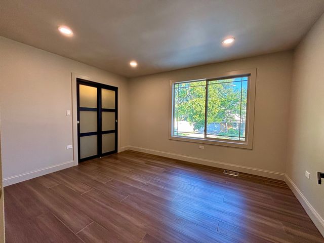 9100 Kenton Avenue, Skokie, IL 60076