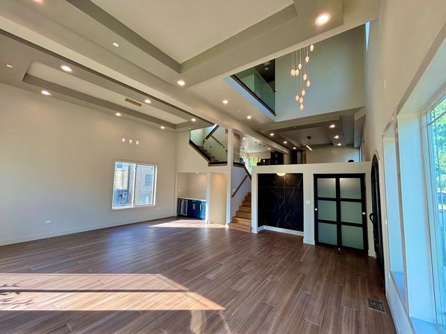9100 Kenton Avenue, Skokie, IL 60076
