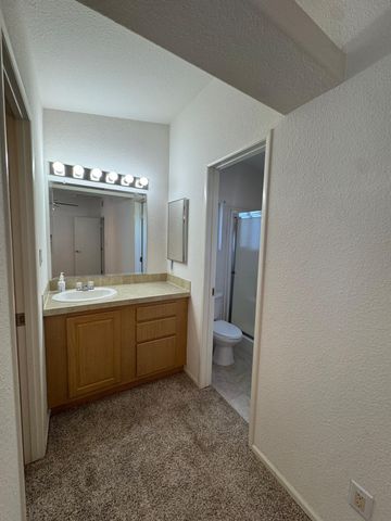 20350 Hole In 1 Drive, 11, Redding, CA 96002