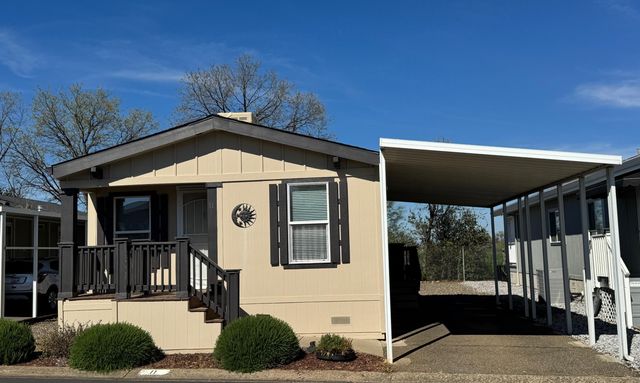 20350 Hole In 1 Drive, 11, Redding, CA 96002